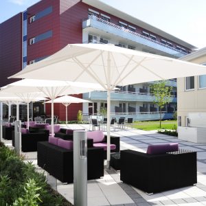 Terrasse Klinik Maximilianbad in Bad Waldsee - Gynäkologie & Orthopädie